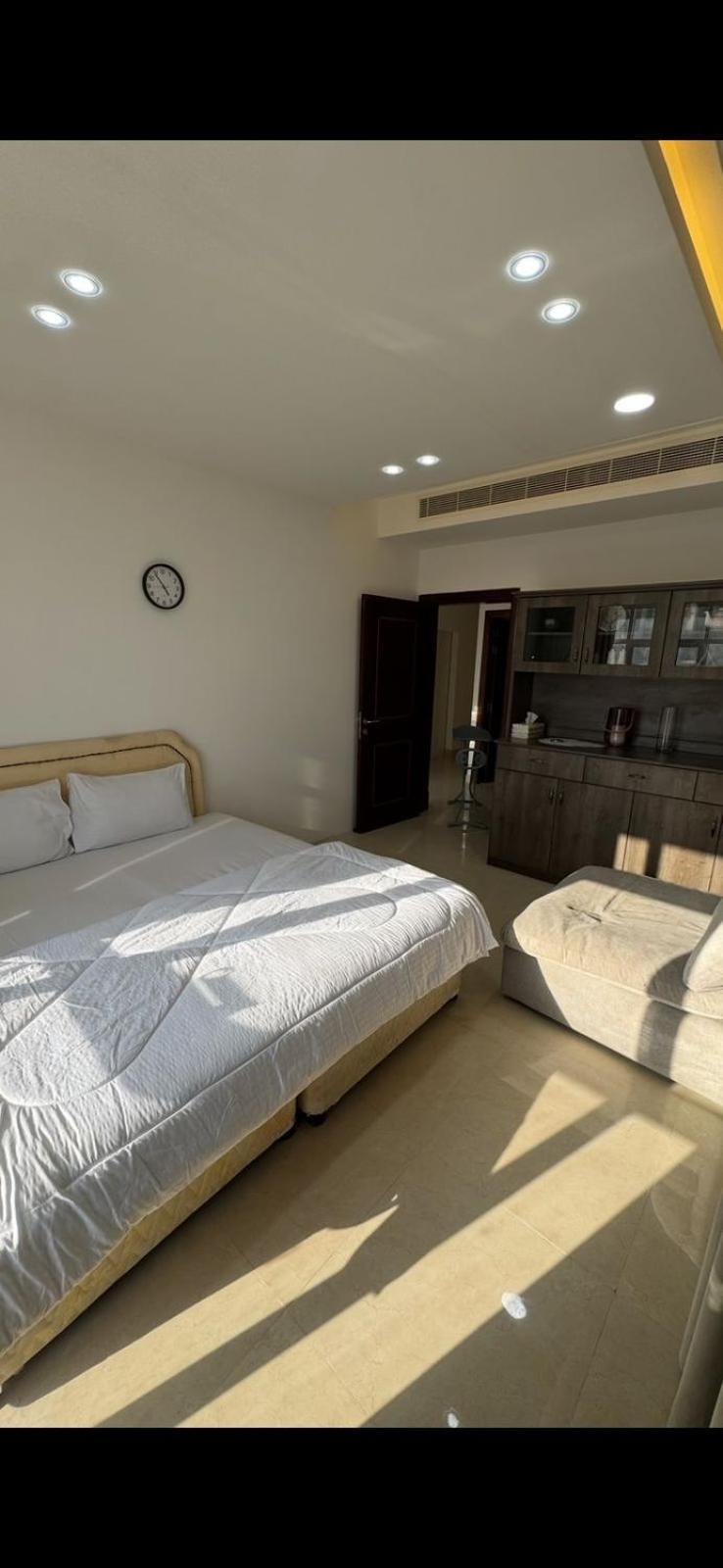 Dahariz Beach Apartment Salalah Eksteriør billede